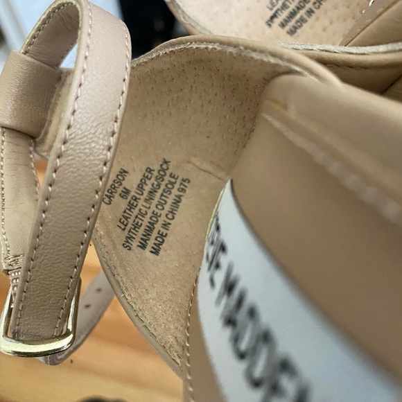 Steve Madden Carrson block heel size 6. - Picture 7 of 16